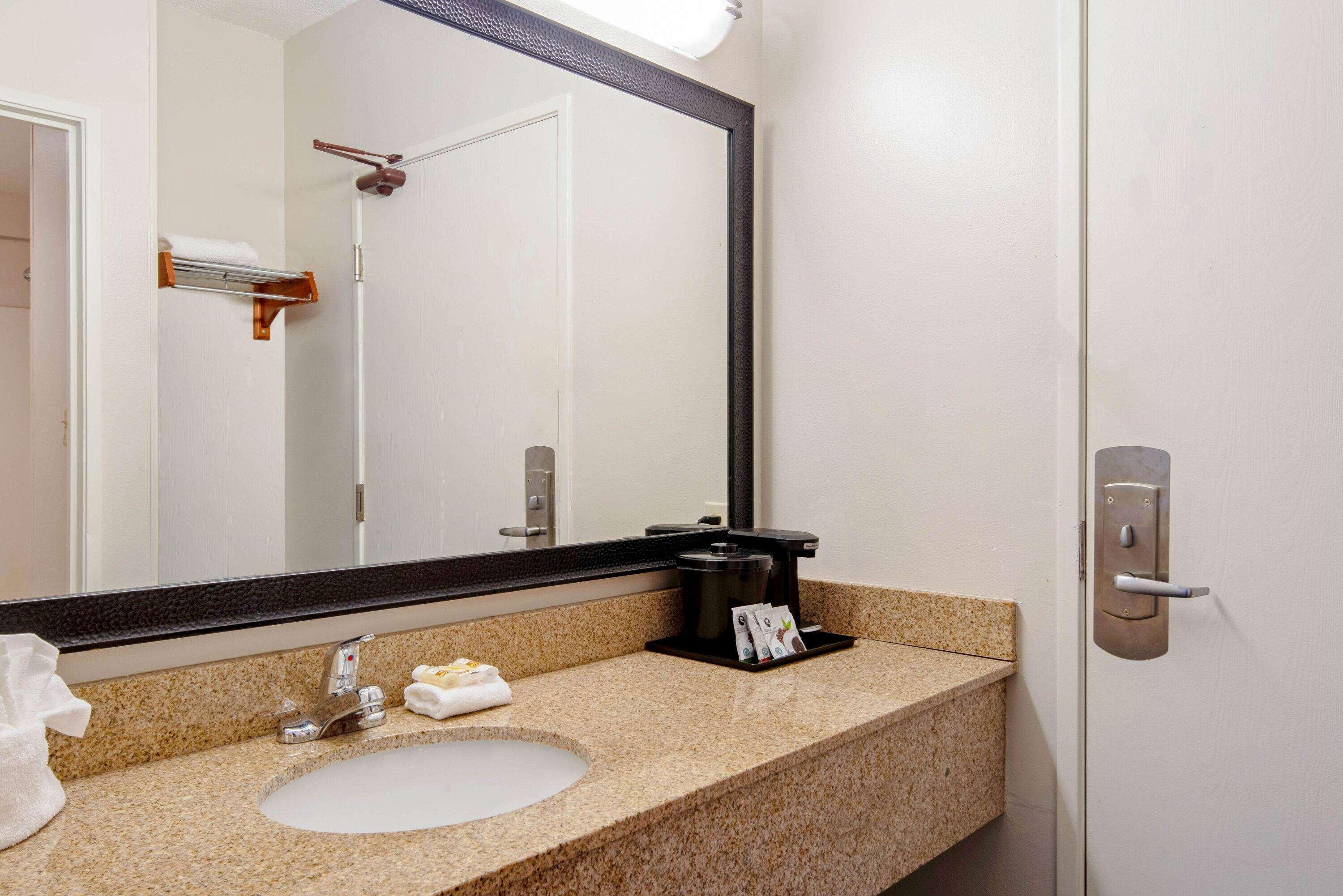 La Quinta By Wyndham Naples East Hotel Golden Gate Buitenkant foto