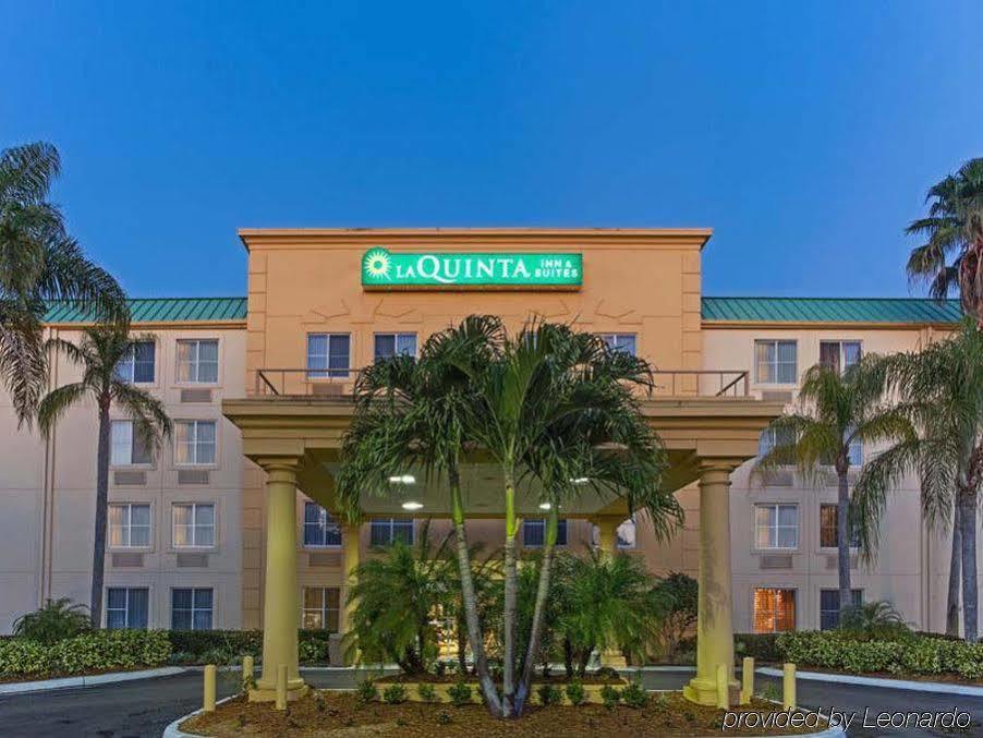 La Quinta By Wyndham Naples East Hotel Golden Gate Buitenkant foto
